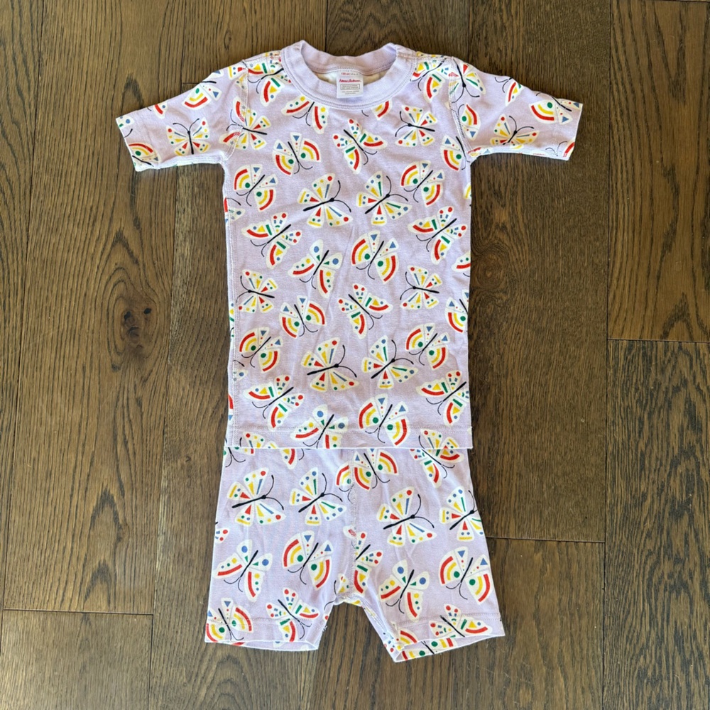 Hanna Andersson lavender short johns ~ girls size 6-7 ~ excellent condition